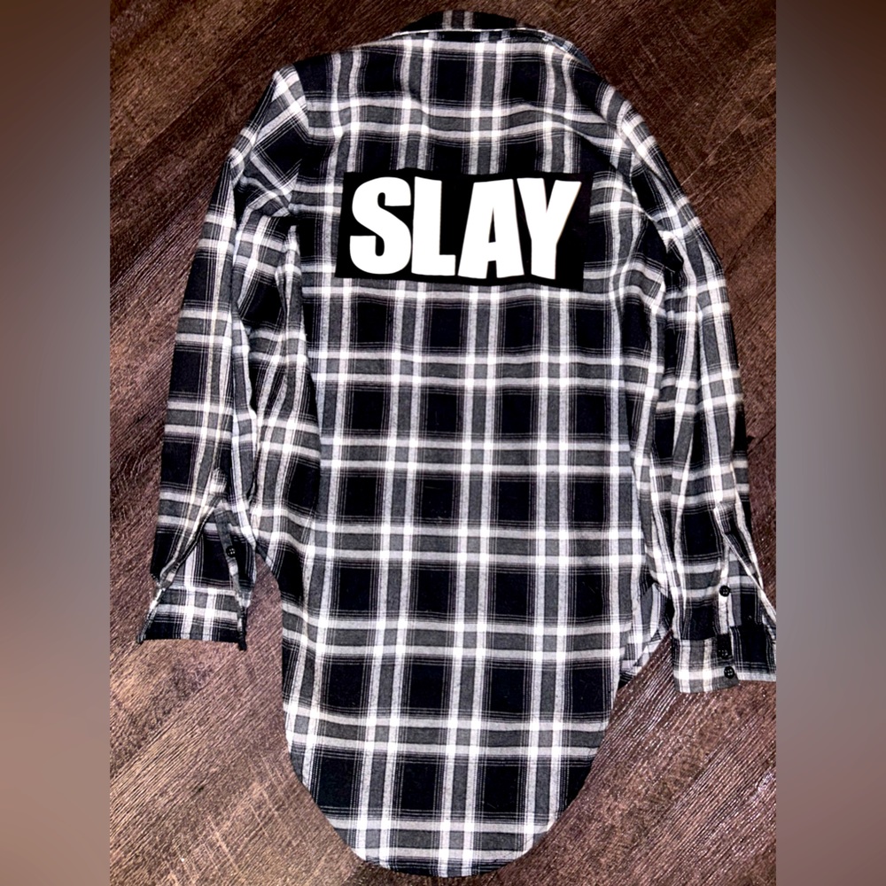 Woman’s Flannel, long sleeve oversized Small